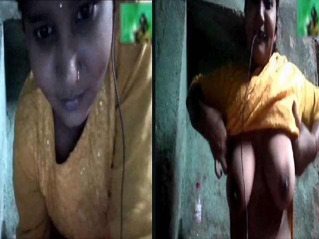 Unseen Naughty Desi Girl Showing Big Boobs And Pussy